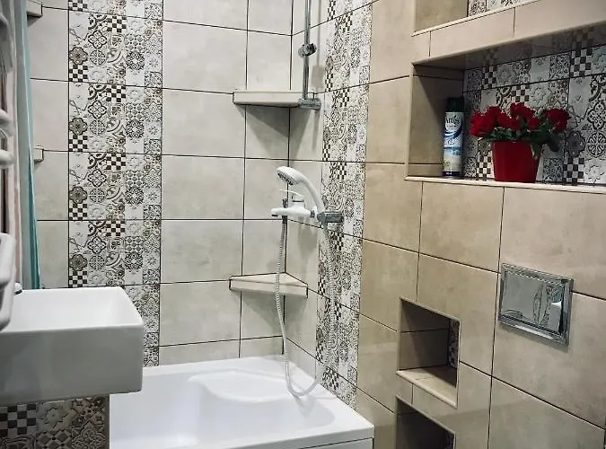 Goscinne Gallick Проживання в сім'ї